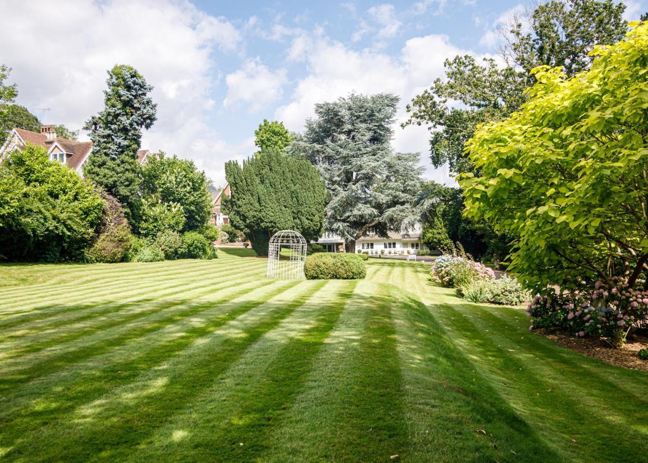 Rowhill Grange Hotel & Utopia Spa Dartford Exterior photo
